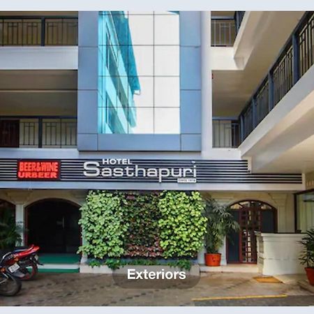 Hotel Sasthapuri Kozhikode Bagian luar foto