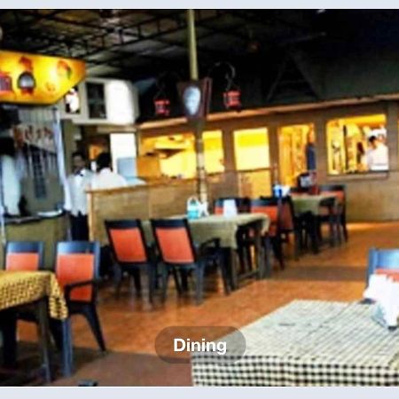 Hotel Sasthapuri Kozhikode Bagian luar foto