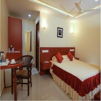 Hotel Sasthapuri Kozhikode Bagian luar foto